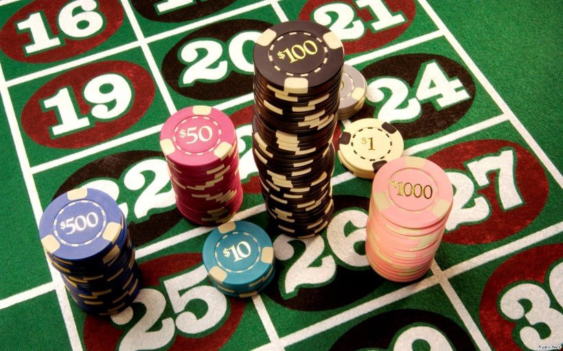 Ilustrasi pengguna mobile yang menikmati sportsbook dan slot online di sambarjp